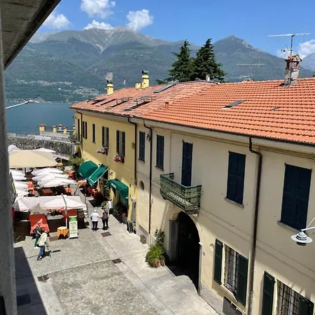 Blue 20m From The With Box Apartman